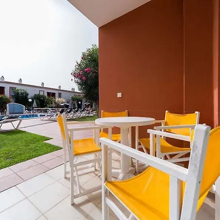 Appartamento Galdana Gardens