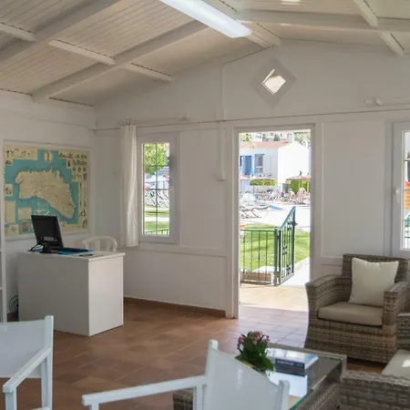 Galdana Gardens Apartment *