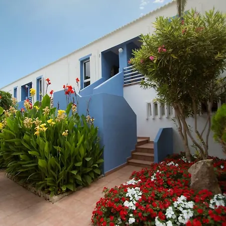 Galdana Gardens * Cala Galdana (Menorca)