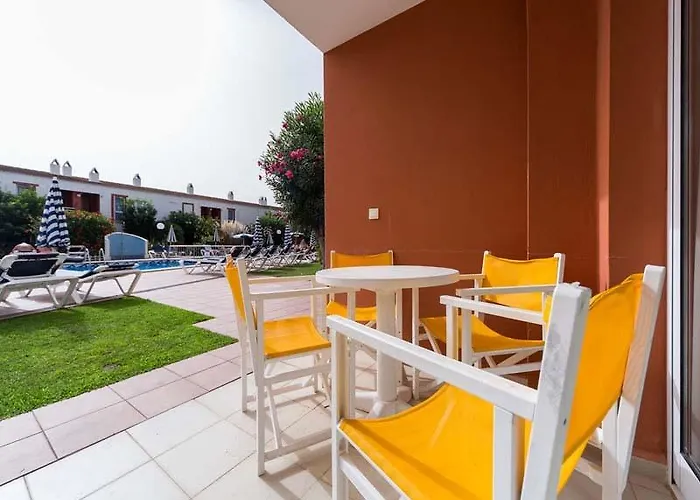 Apartman Galdana Gardens