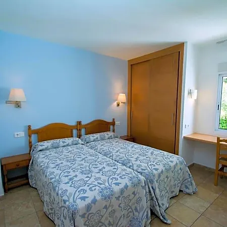 Galdana Gardens * Cala Galdana (Menorca)