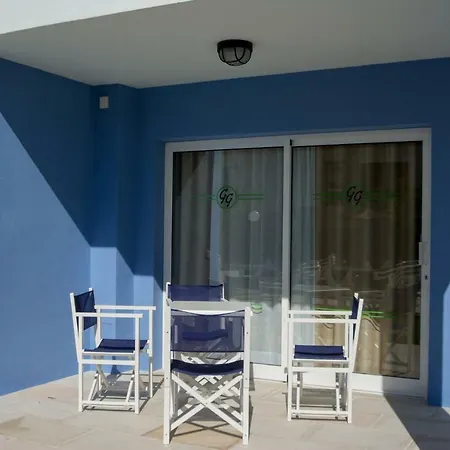 Galdana Gardens * Cala Galdana (Menorca)